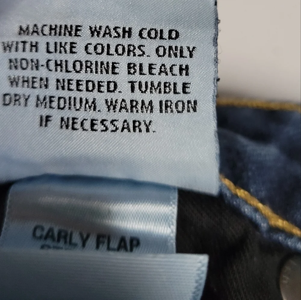 Hudson Carly Midrise Straight Leg Jeans Size‎ 24